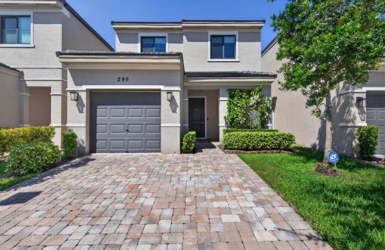 295 NW 33rd #