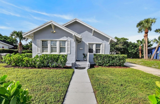 415  Greenbriar #