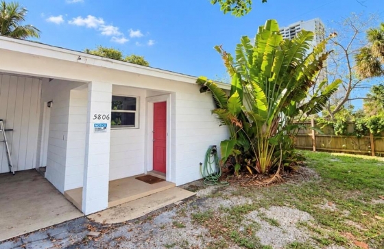 5806 N Flagler #