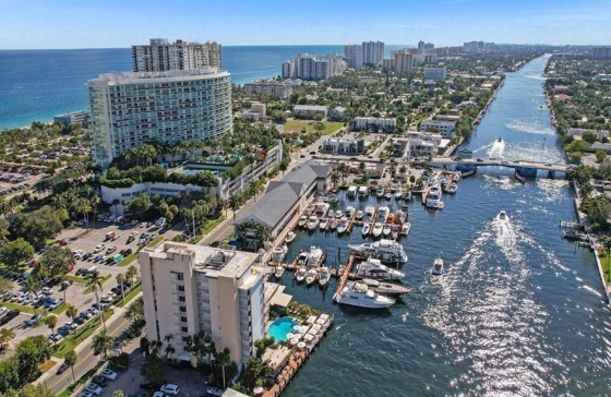 1 N Ocean #813