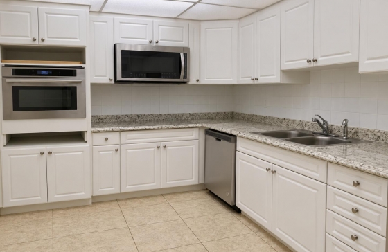 3801 S Ocean #7Q