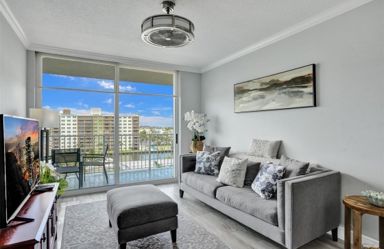 3020 NE 32nd #Unit 618
